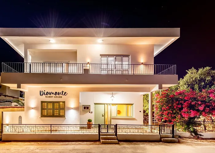 Diamante Guest House-Ground