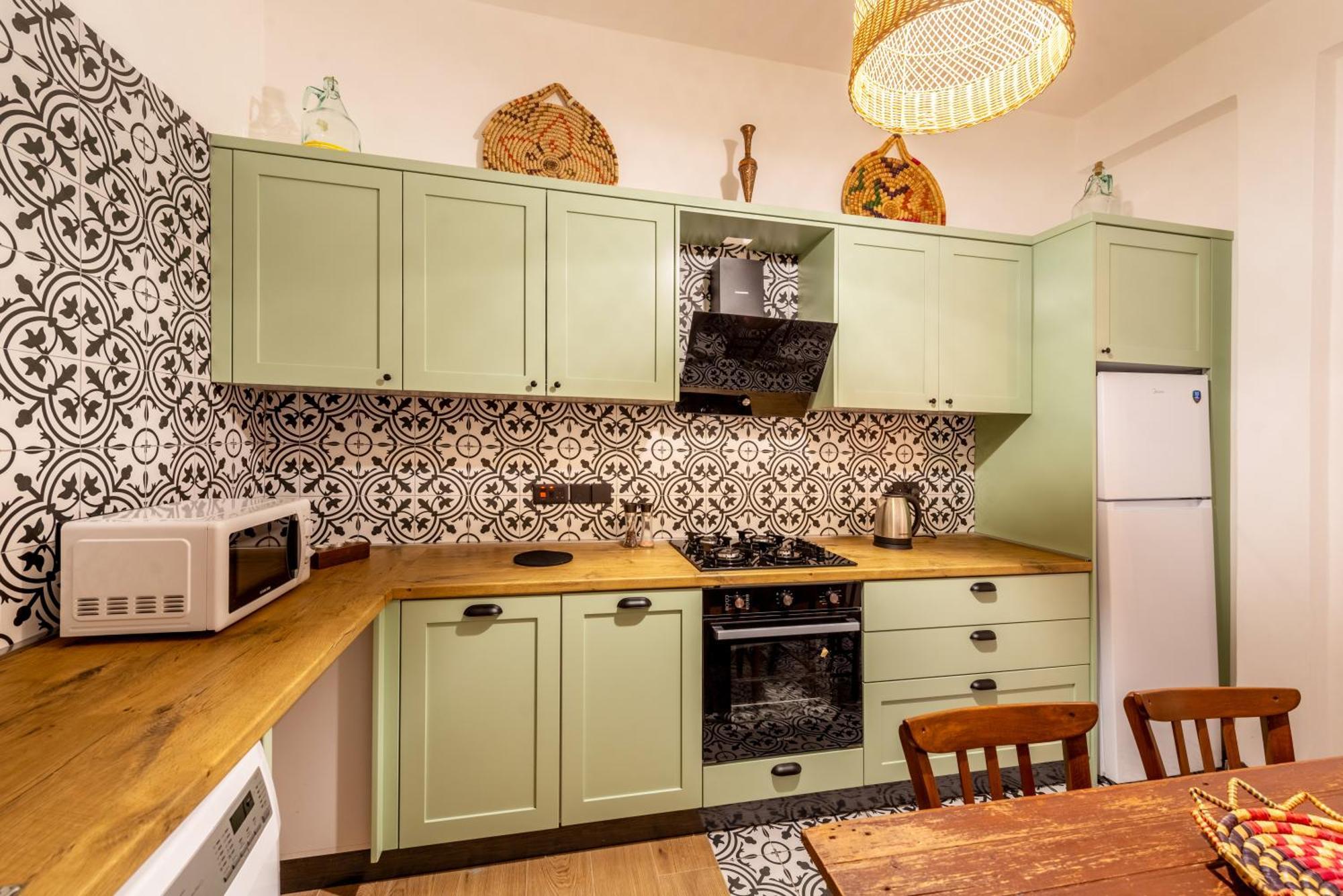 Diamante Guest House-ground Фамагуста