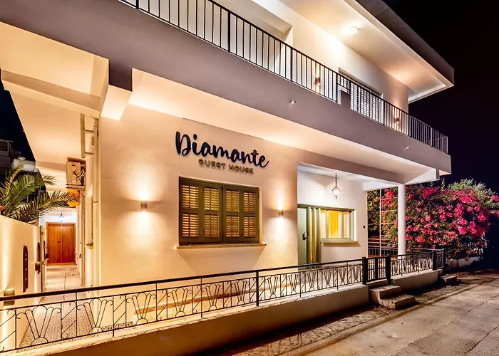 Diamante Guest House-Ground